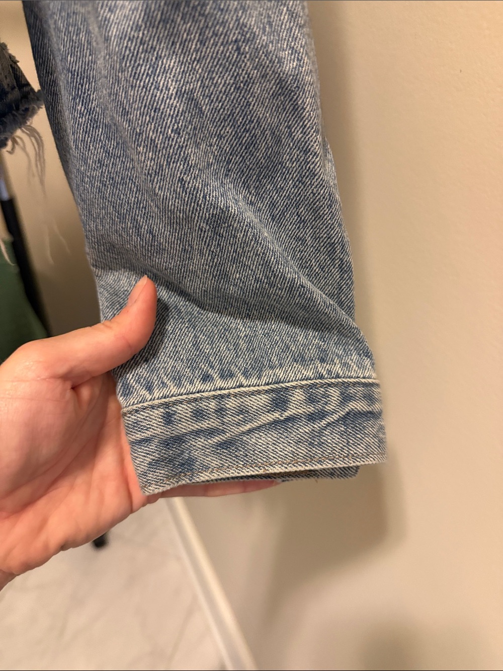 Vervet Distressed Cropped Denim Jacket - Light Blue - Picture 6 of 8